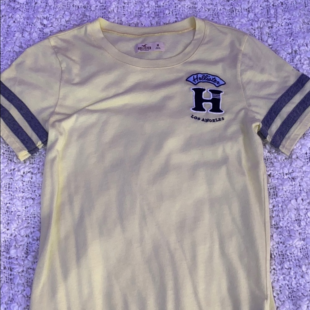 varsity tee hollister